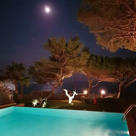 Les Glycines Apartmán *