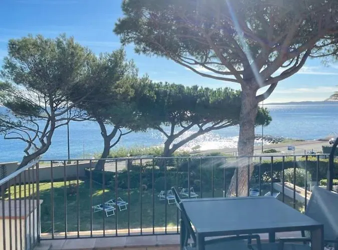 Les Glycines Apartment Les Issambres